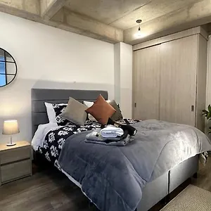https://suite-502-movistar-arena.hotels-bogota.net